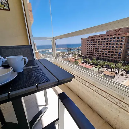 Apartamento En Pyr Con Vistas Al Mar Y Puerto